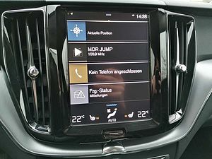 Volvo  D4 AWD Momentum Pro 18' FHZ LED NAV SHZ PDC