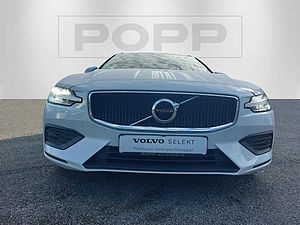 Volvo  D3 Momentum Pro 2xPDC CAM BLIS DAB+ LED NAV
